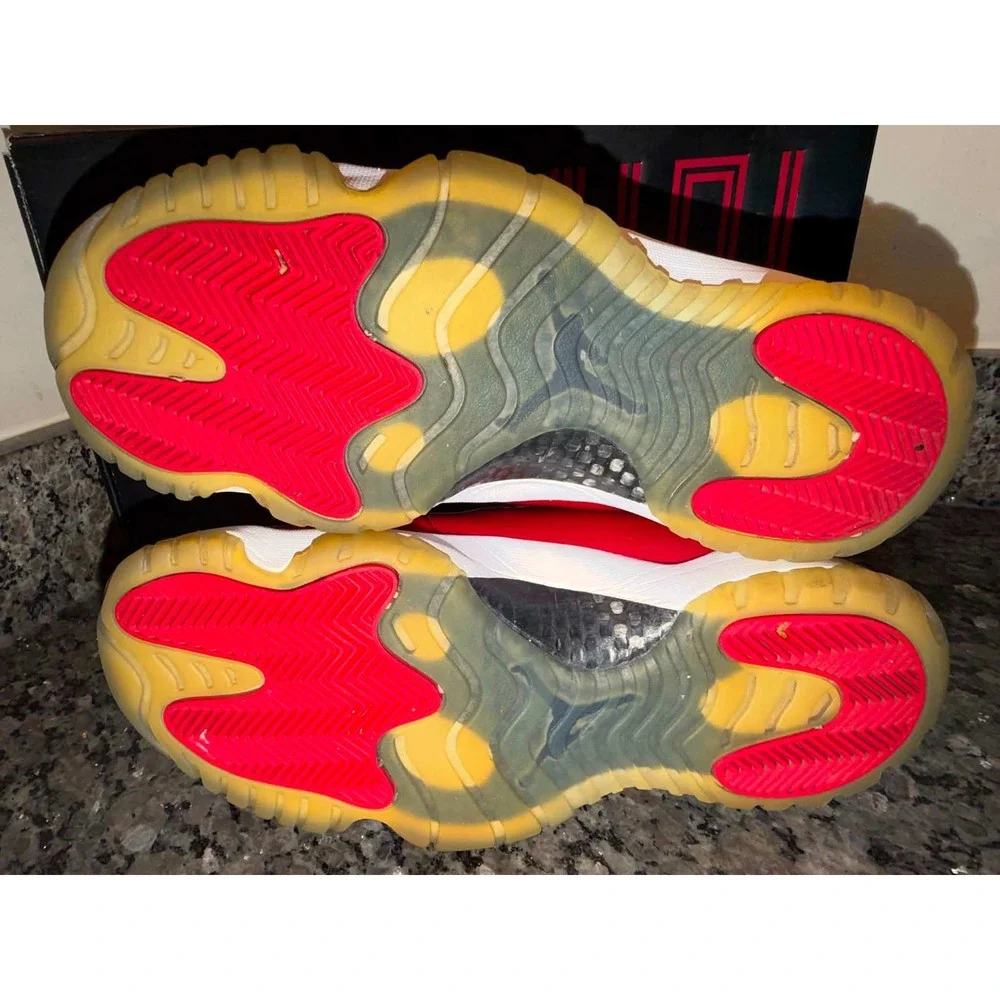 Jordan 11 Retro‎ Win Like 96 Gym Red Black White 378037-623 Mens 9.5